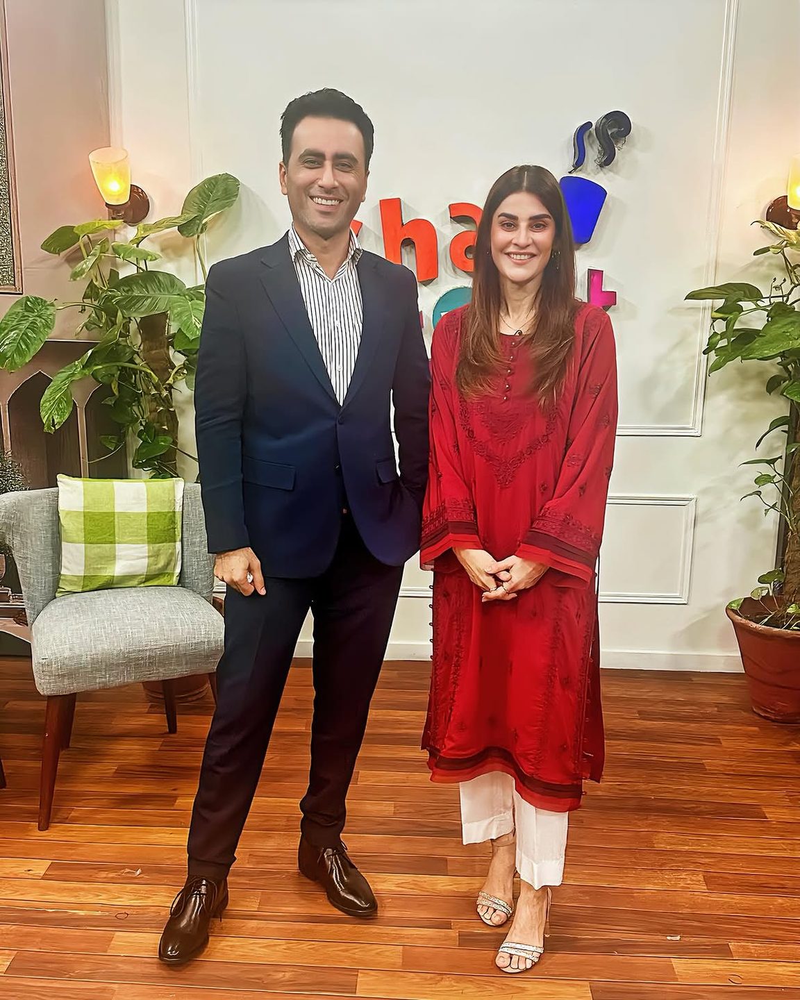 On Chai, Host Aur Toast