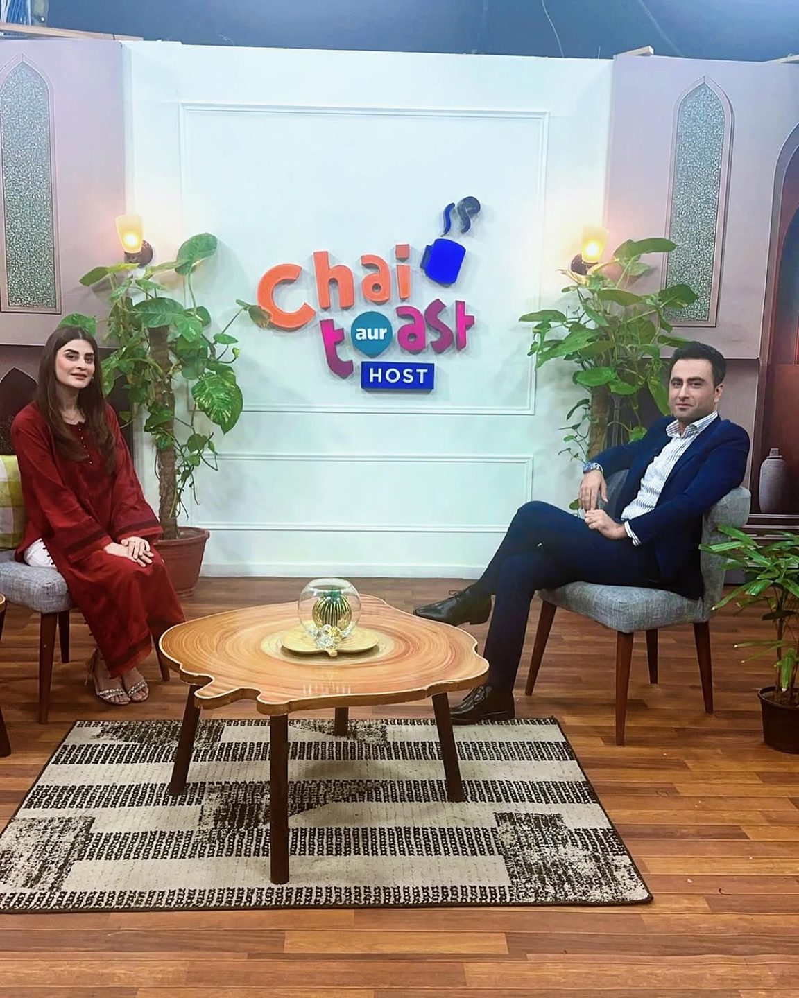 On Set · Dawn News